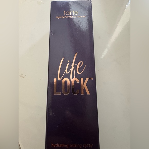 Tarte Life Lock Setting Spray - Light Pink - Picture 2 of 10